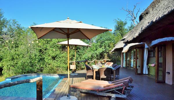Motswiri game lodge - Madikwe game reserve special
